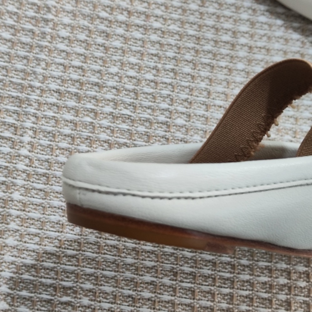 Maison Martin Margiela Cream Tabi Flats with Tan Strap Detail - Picture 9 of 10